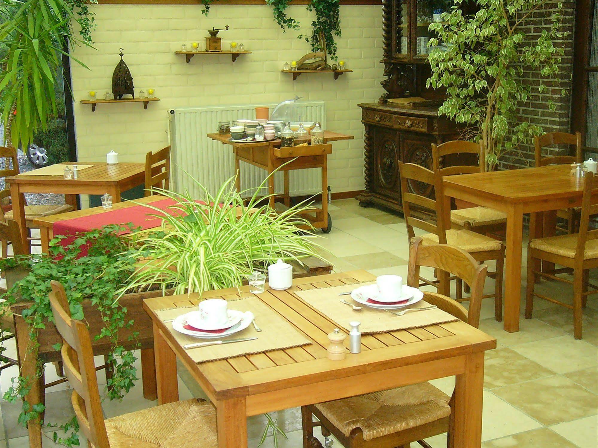 Hotel Troopeird Κόρτρικ Εξωτερικό φωτογραφία