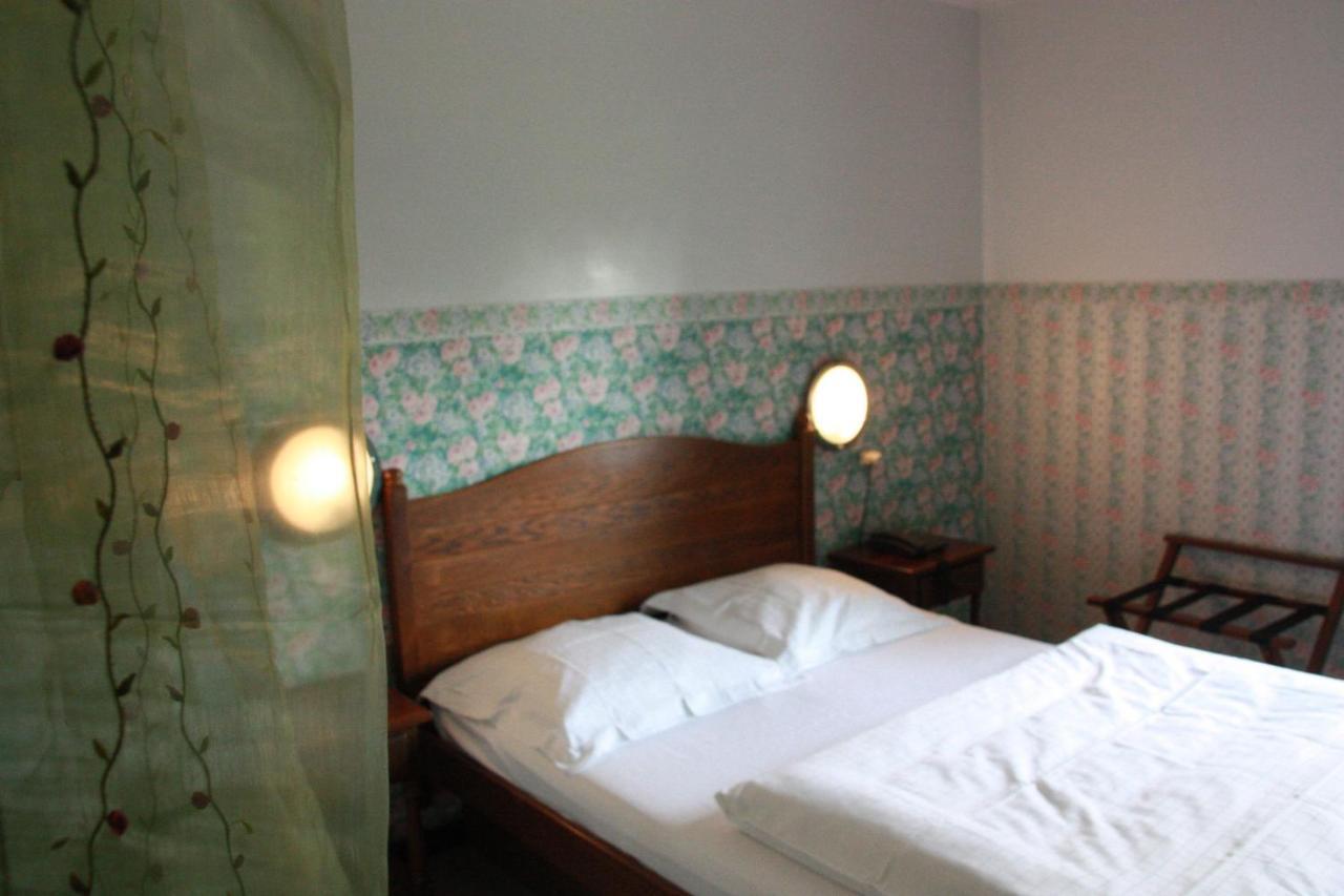 Hotel Troopeird Κόρτρικ Εξωτερικό φωτογραφία